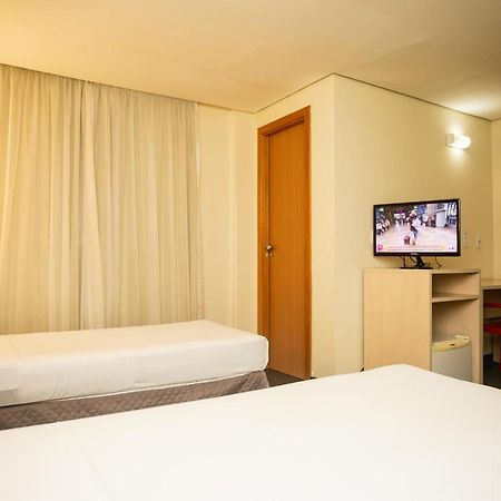 Ibis Styles Belem Batista Campos Hotel Екстериор снимка