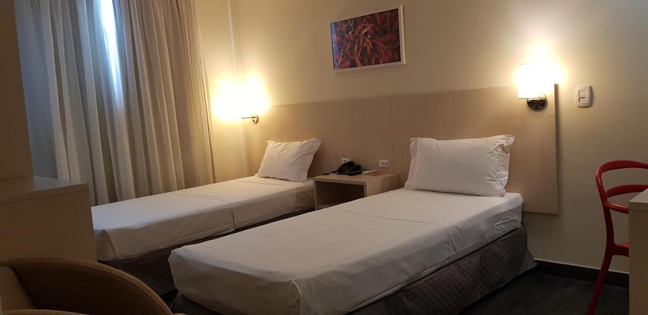 Ibis Styles Belem Batista Campos Hotel Екстериор снимка