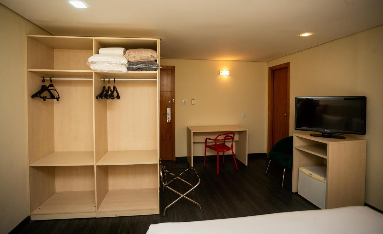 Ibis Styles Belem Batista Campos Hotel Екстериор снимка