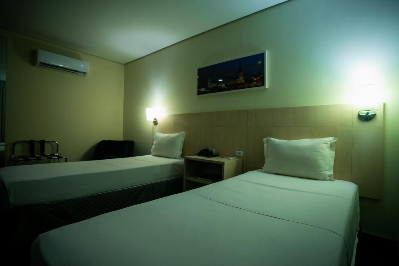 Ibis Styles Belem Batista Campos Hotel Екстериор снимка