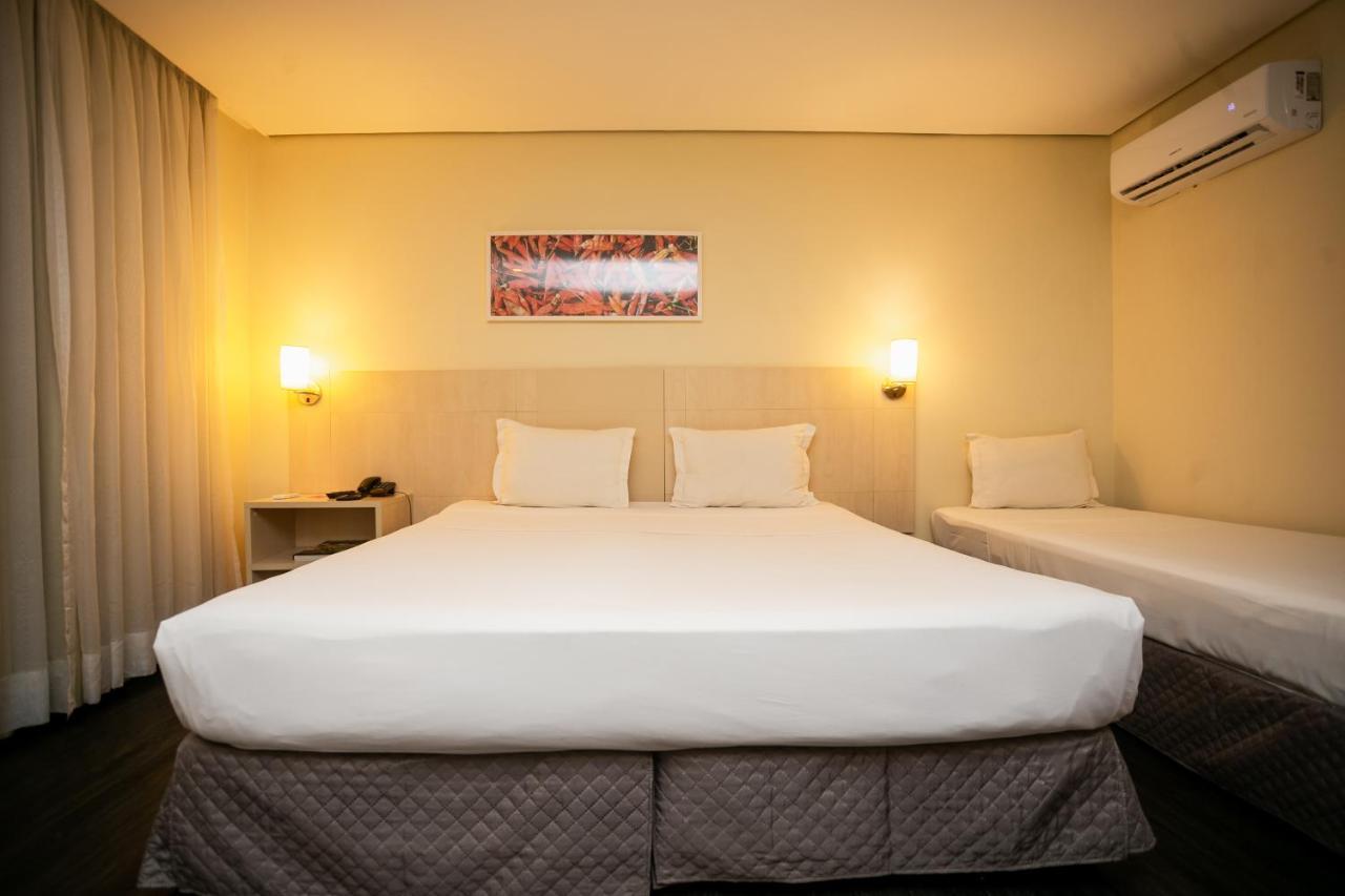 Ibis Styles Belem Batista Campos Hotel Екстериор снимка